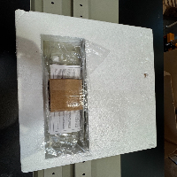 Global Industrial 6' Laboratory Bench image 2